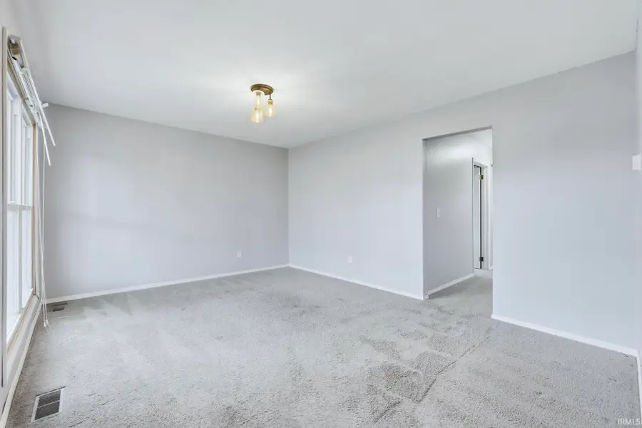 6305 Bluffton Road, Fort Wayne, IN 46809 - Image #3