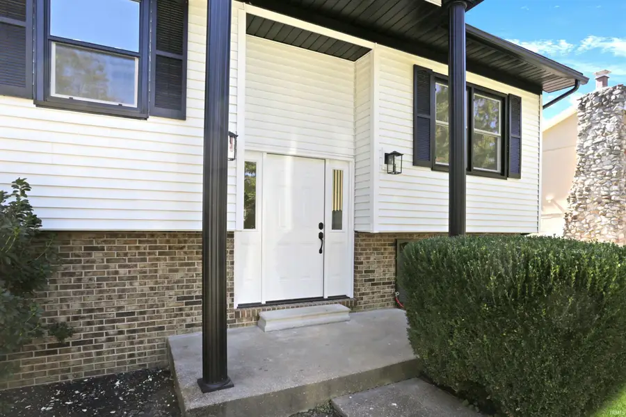 7455 Oakpark Drive, Newburgh, IN 47630 - Image #3