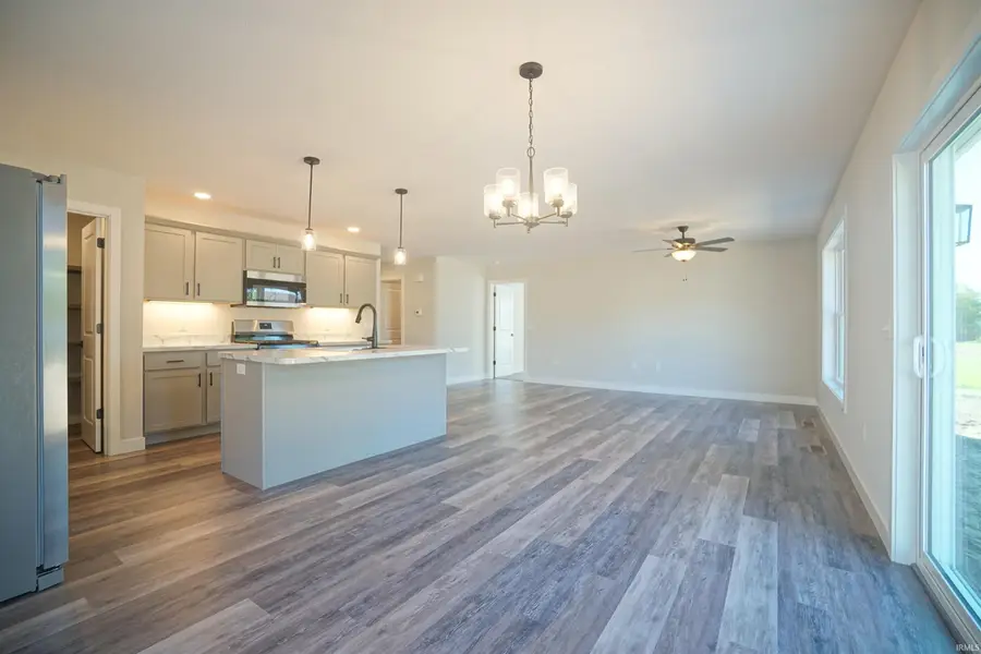 535 N Eastfield Circle, Milford, IN 46542 - Image #2