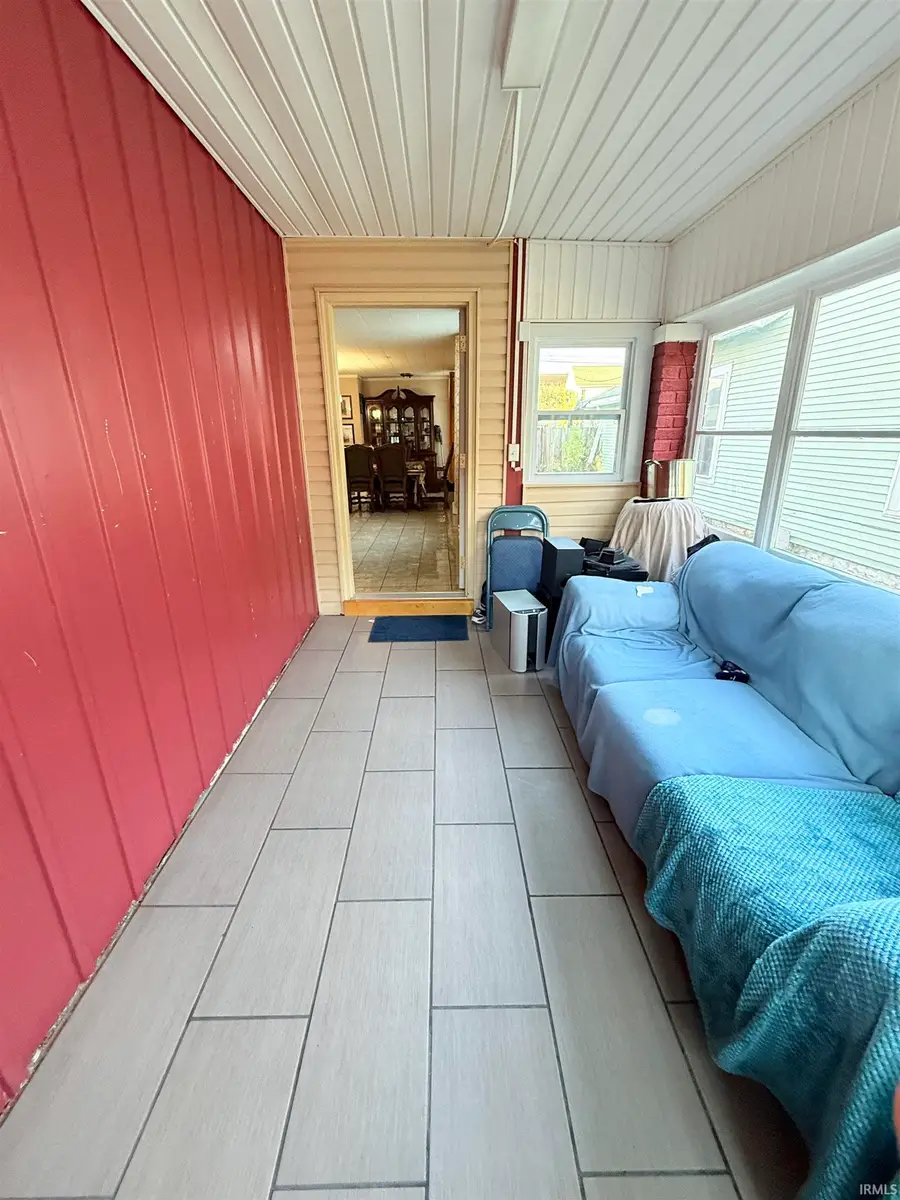 514 W Linden Avenue, Logansport, IN 46947 - Image #2