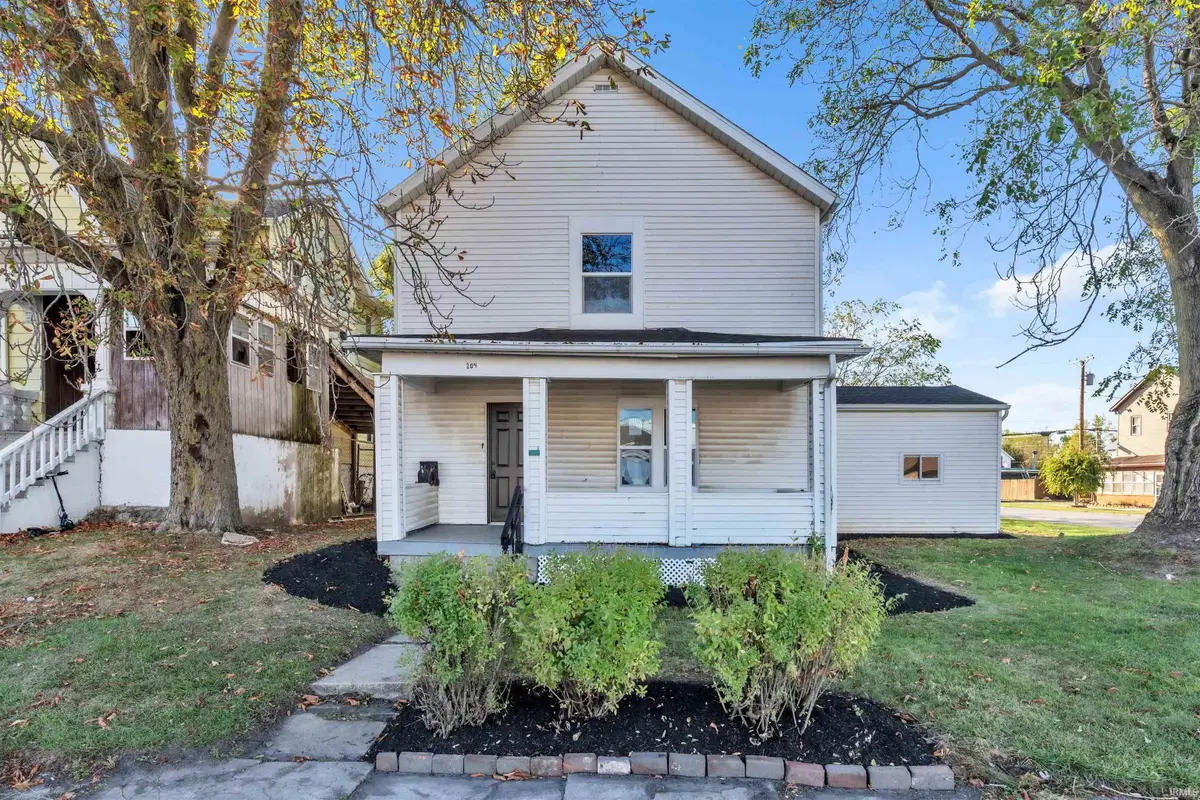 104 S Cowen Street, Garrett, IN 46738 - Image #1