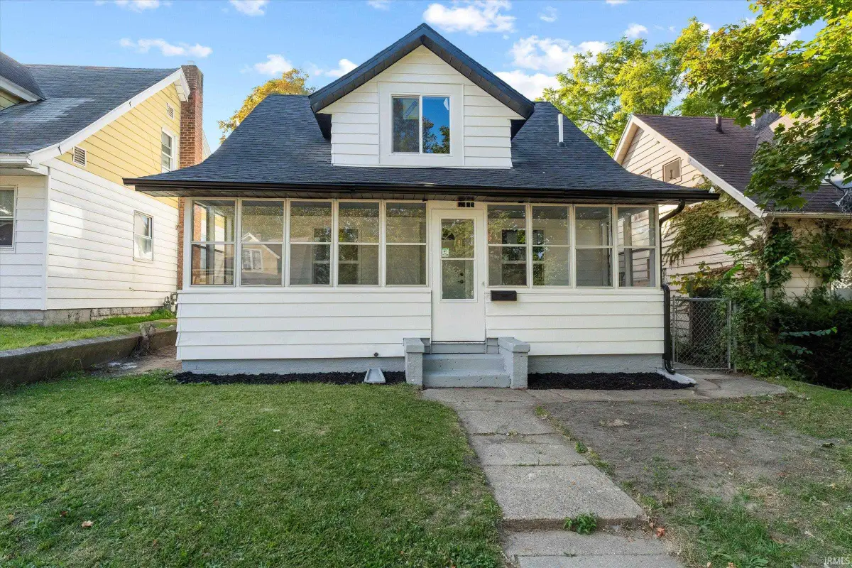 1723 Kendall Street, South Bend, IN 46613 - Image #1