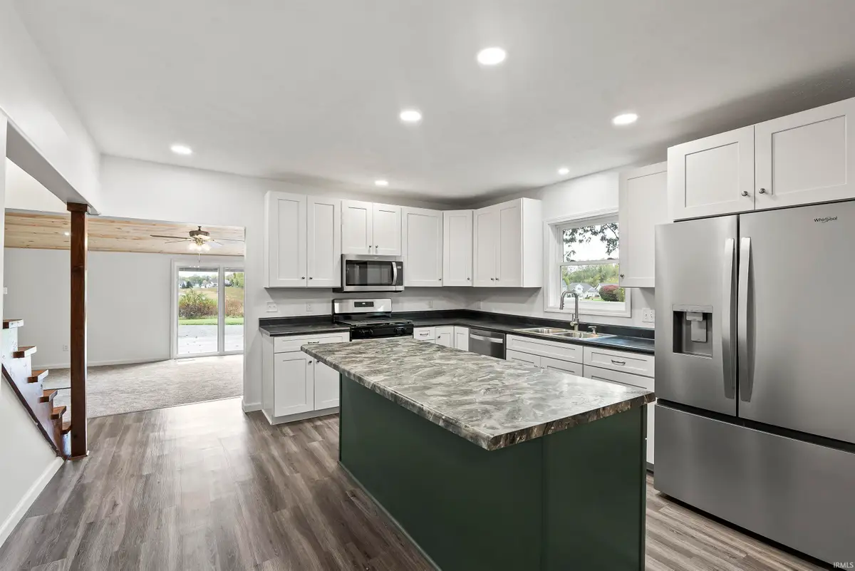 1038 W 200 S, Warsaw, IN 46580 - Image #1