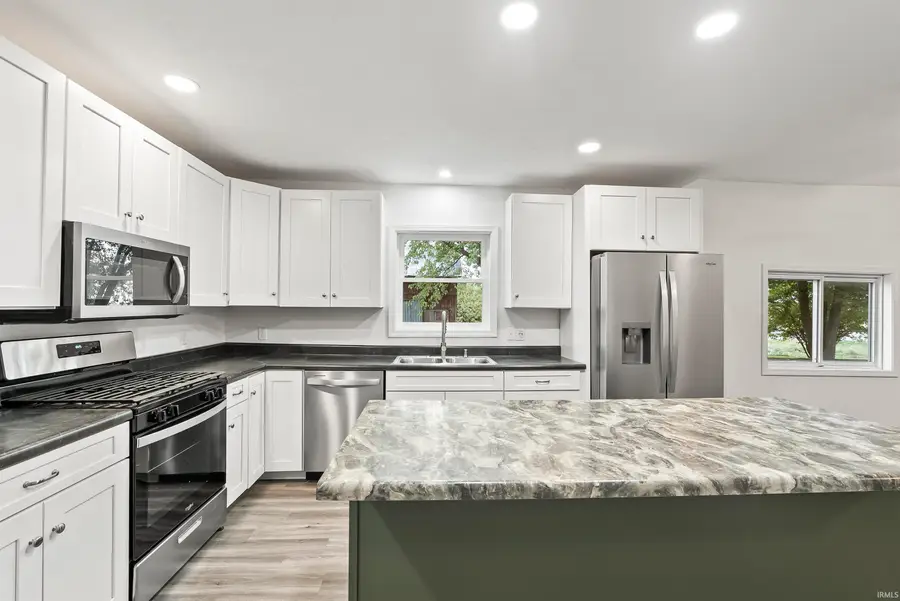 1038 W 200 S, Warsaw, IN 46580 - Image #2