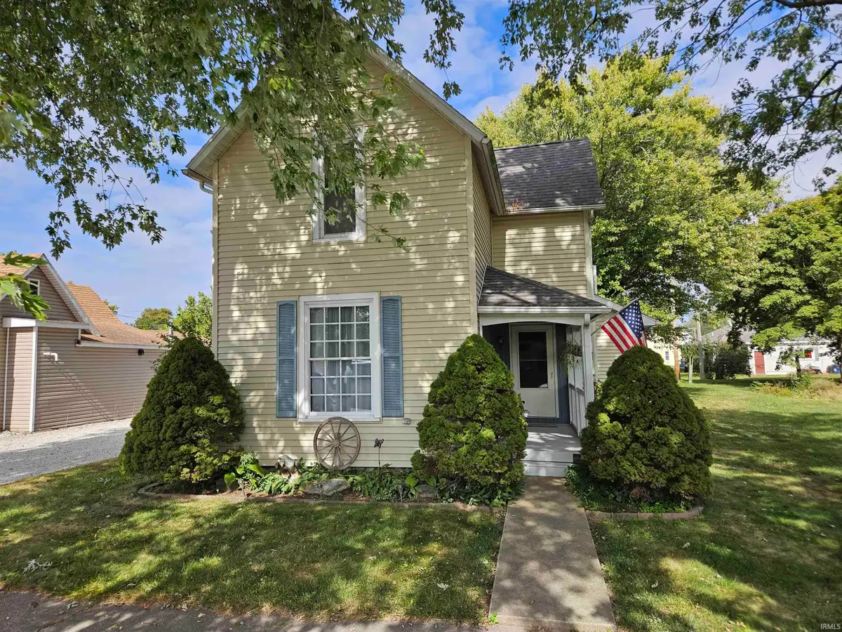 406 W Anderson Street, Wolcott, IN 47995 - Image #1