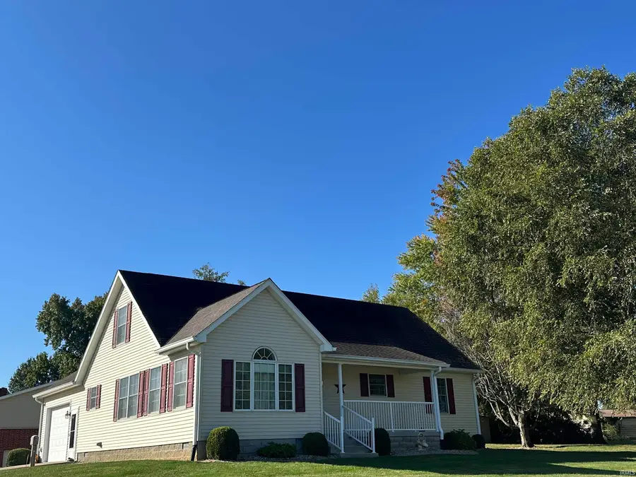 1302 W Deckard Drive, Mitchell, IN 47446 - Image #2