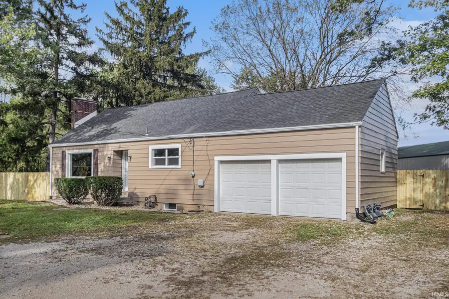 24675 County Road 16, Elkhart, IN 46516 - Image #2