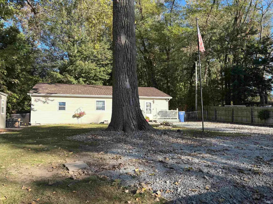 1016 N Roosevelt Street, Silver Lake, IN 46982 - Image #2