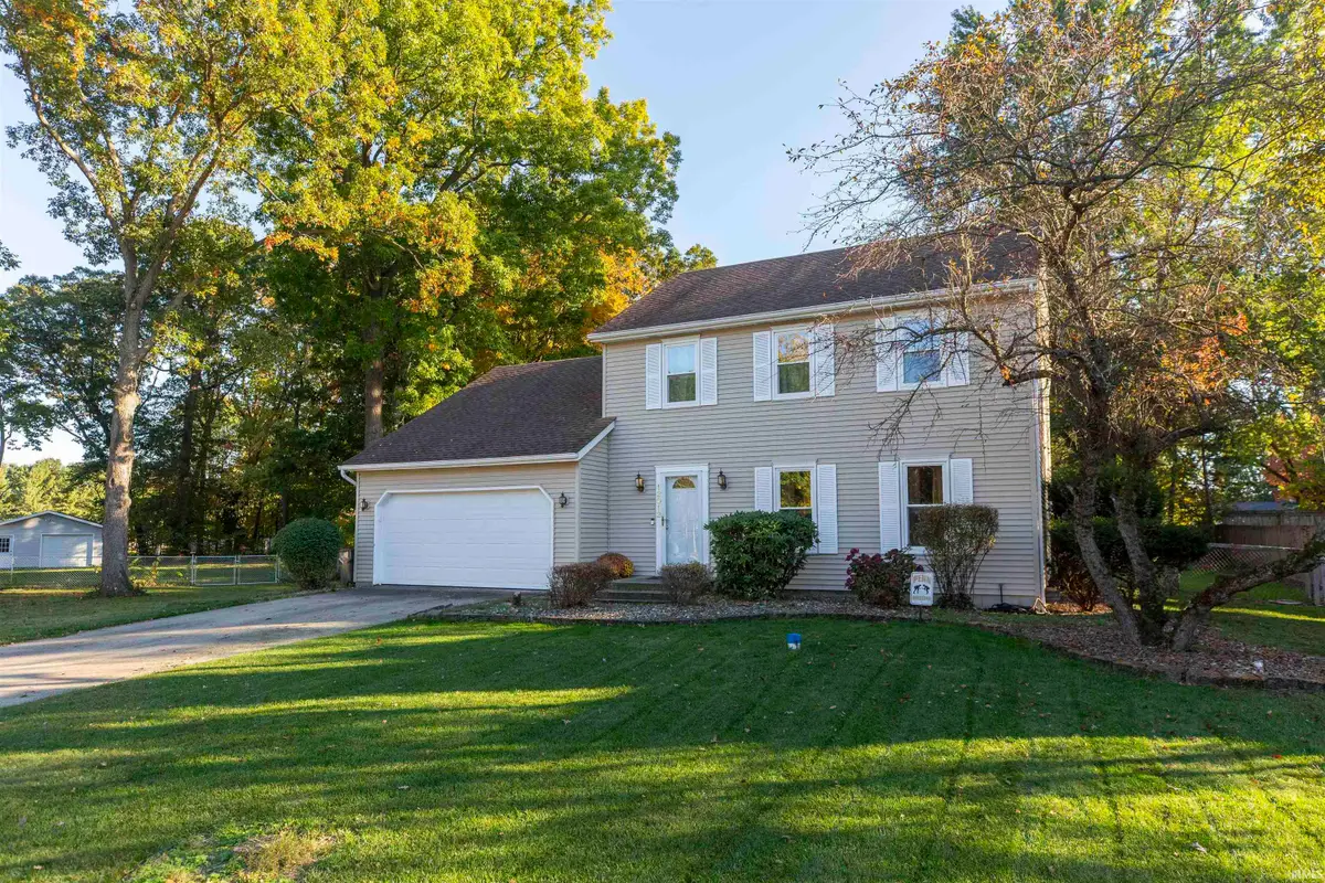 12012 S Timberline Trace, Granger, IN 46530 - Image #1