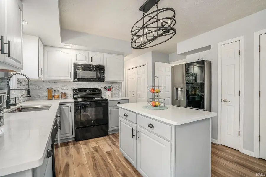 50750 Jonathan Drive, Elkhart, IN 46514 - Image #3