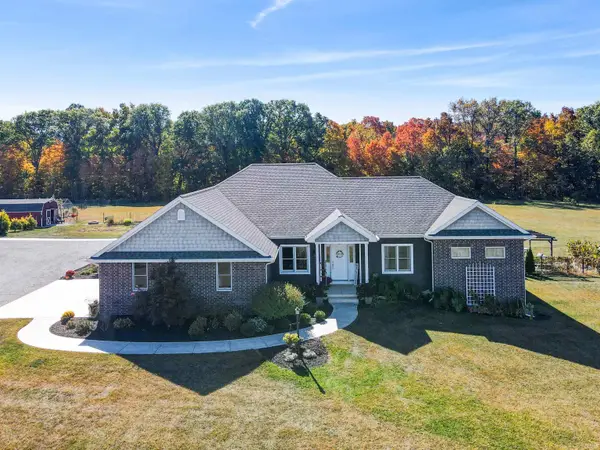 716 E 550n Road, Uniondale, IN 46791