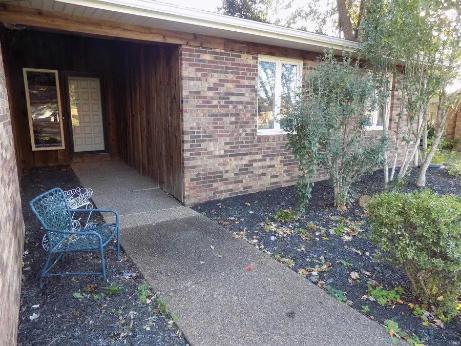 7811 Ridgemont Drive, Newburgh, IN 47630 - Image #3