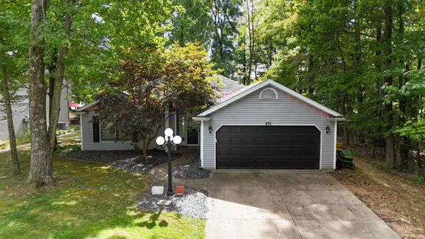 711 S Sled Run, Santa Claus, IN 47579