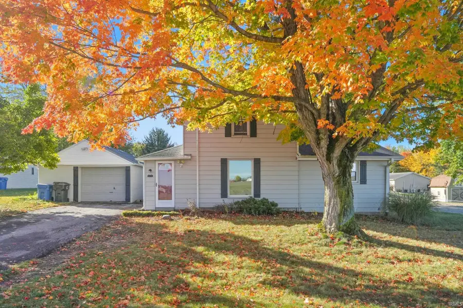 218 Clingerman Avenue, Churubusco, IN 46723 - Image #2