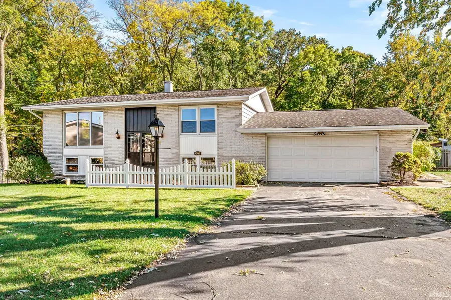 24278 Elmhurst Drive, Elkhart, IN 46517 - Image #2