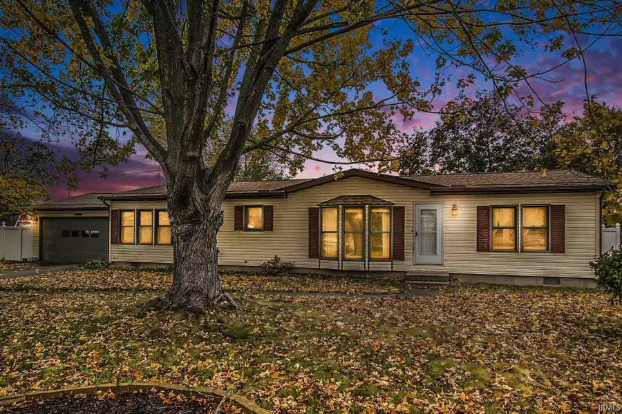 13426 N Hillside Drive, Syracuse, IN 46567 - Image #2