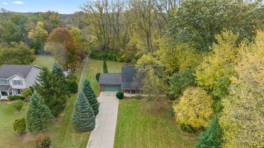 11378 N Nash Drive, Syracuse, IN 46567 - Image #2