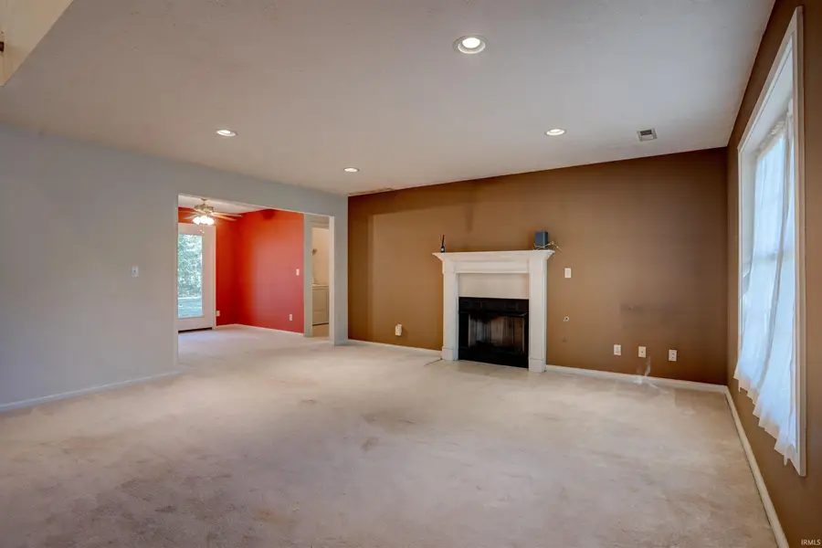 215 S Tinsel Circle, Santa Claus, IN 47579 - Image #2