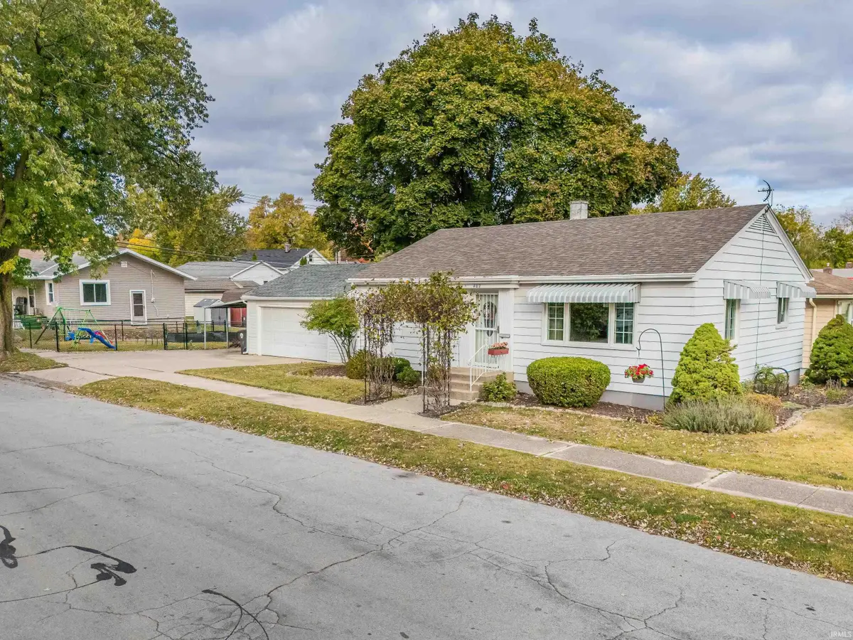 402 Clayton Avenue, Fort Wayne, IN 46808 - Image #1