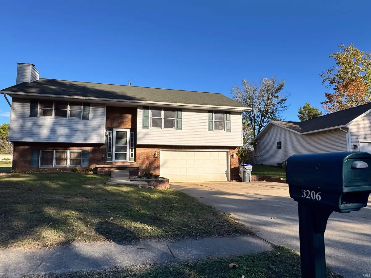 3206 W Woodhaven Drive, Bloomington, IN 47403 - Image #1