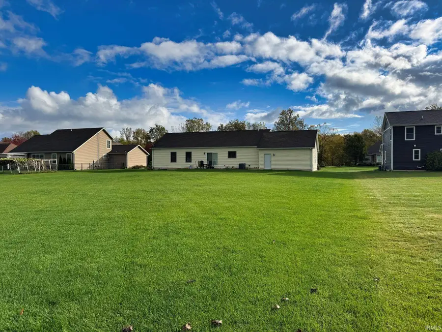 59699 Park Side Drive, Elkhart, IN 46517 - Image #3