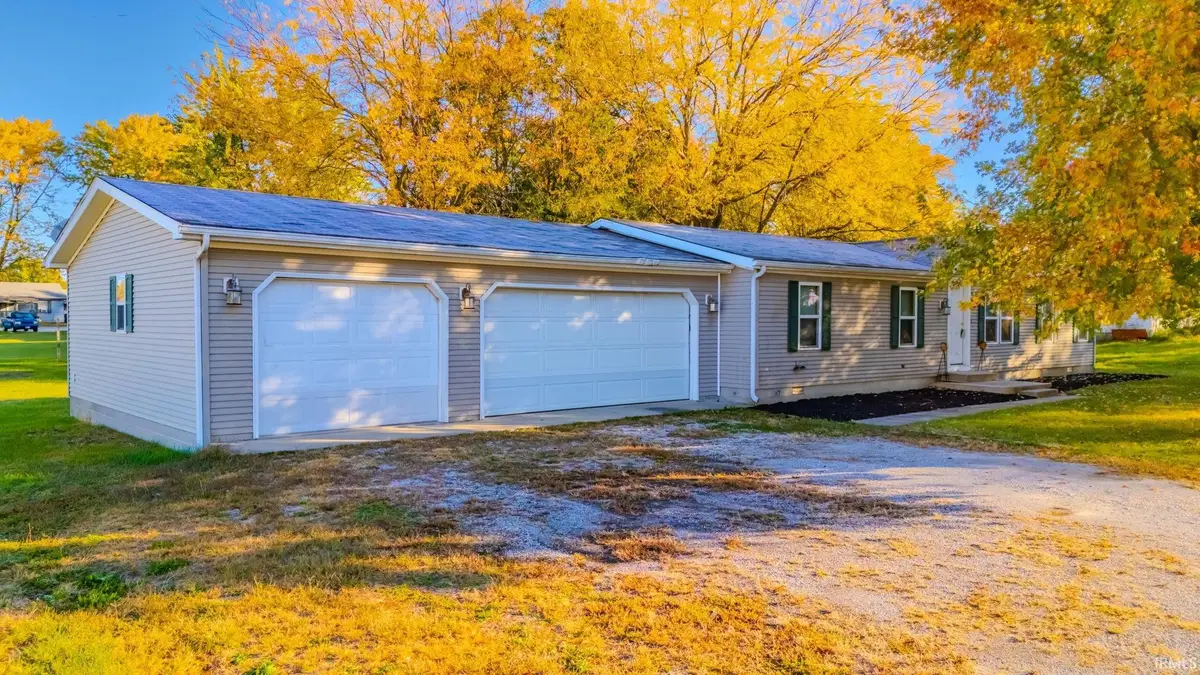 705 E Third Street, Fairmount, IN 46928 - Image #1