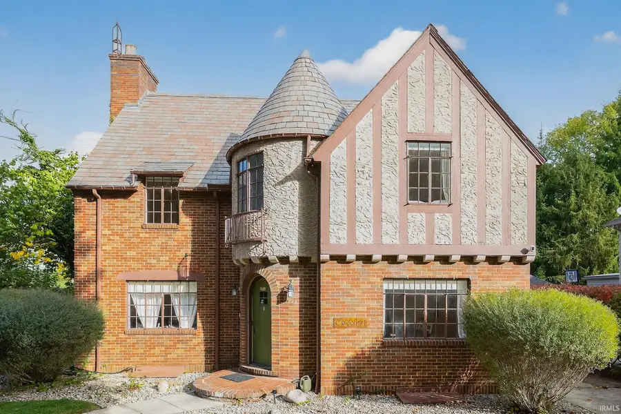 1123 E Eckman Street, South Bend, IN 46614 - Image #2