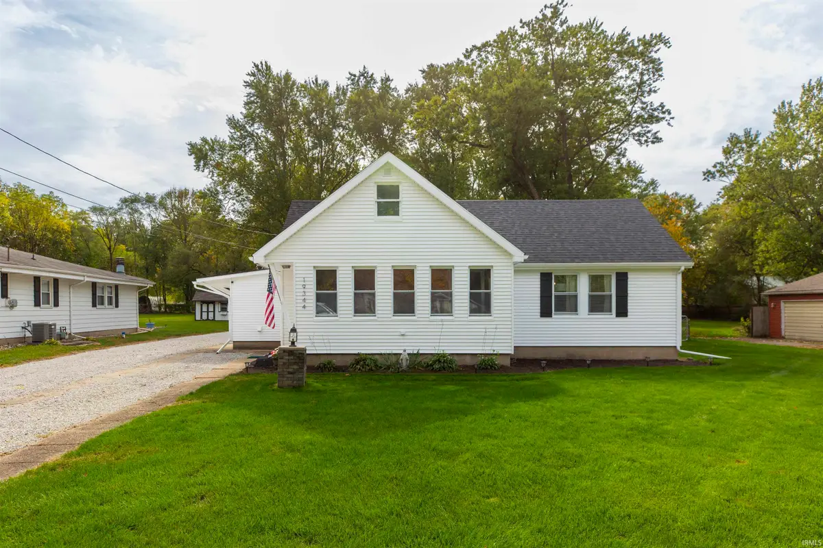 19344 Palisade Avenue, South Bend, IN 46637 - Image #1