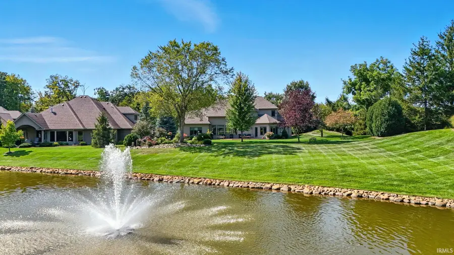 2707 Grenadier Court, Fort Wayne, IN 46804 - Image #2