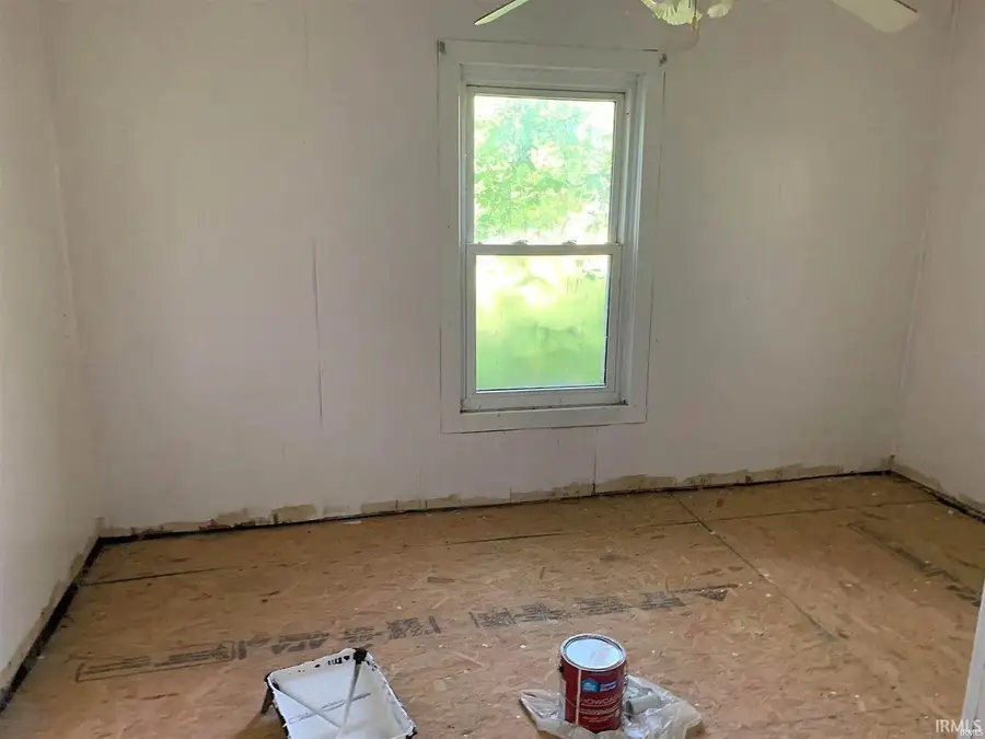 1316 N Factory Street, Fairmount, IN 46928 - Image #2