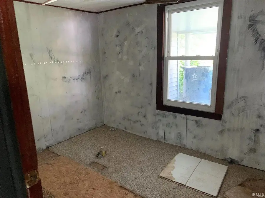 1316 N Factory Street, Fairmount, IN 46928 - Image #3
