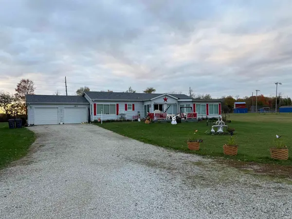 180 S Summit Street, Mount Summit, IN 47361