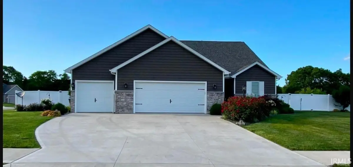 4310 Duffy Drive, Syracuse, IN 46567 - #1