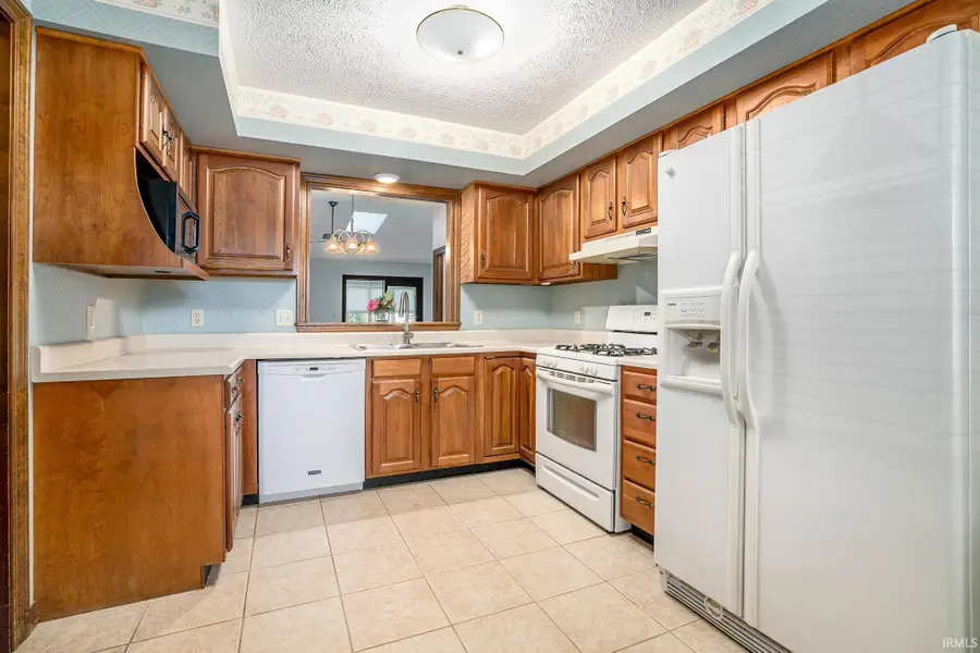 169 Beechwood Drive, Bremen, IN 46506 - Image #2