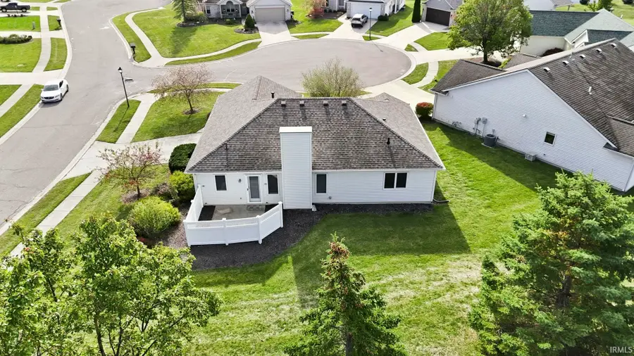 733 Big Boulder Cove, Fort Wayne, IN 46845 - Image #2