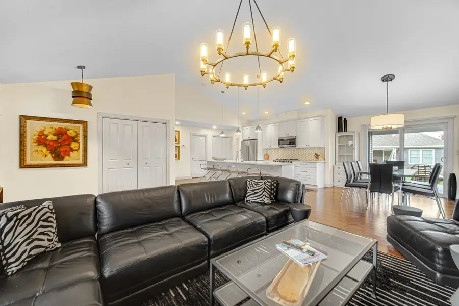 404 Gold Leaf Lane, Culver, IN 46511 - Image #3