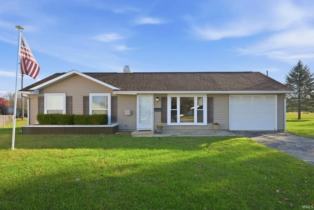 18 Shamrock Court, Huntington, IN 46750 - Image #1