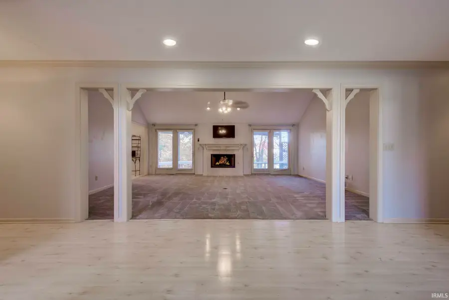 214 Eagle Crest Court, Fort Wayne, IN 46845 - Image #3