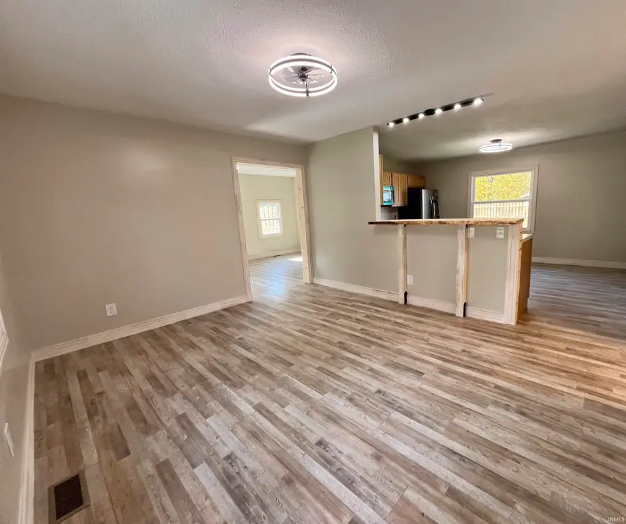 804 S 10th Street, Gas City, IN 46933 - Image #3