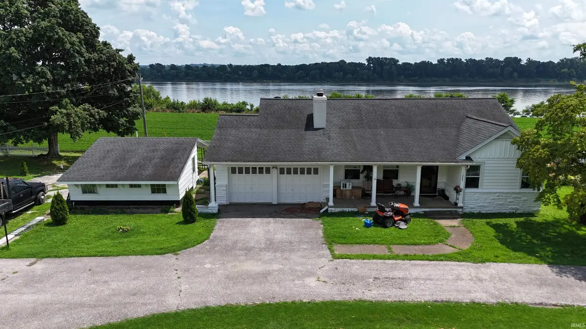 1425 Main Street, Grandview, IN 47615 - Image #1