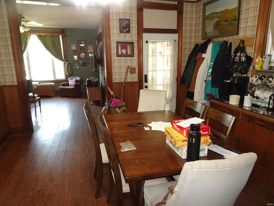 302 S Main Street, Knox, IN 46534 - #3