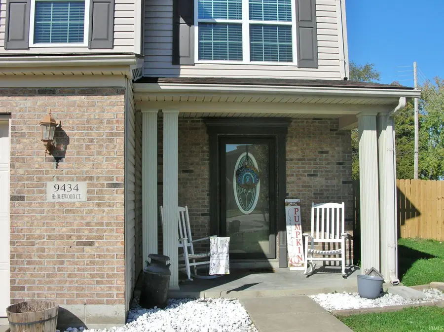 9434 Hedgewood Court, Evansville, IN 47725 - Image #2