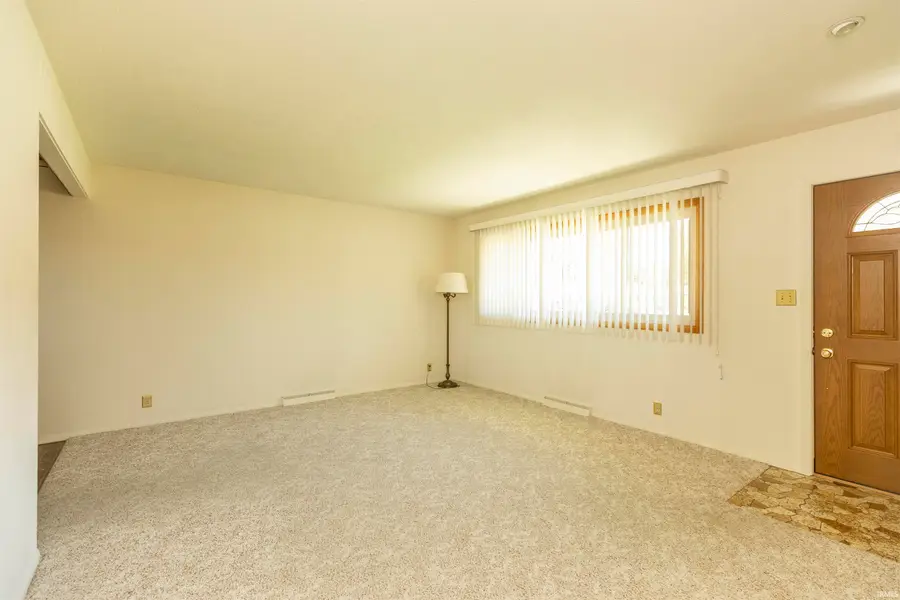 50595 Lennox Avenue, South Bend, IN 46637 - Image #3