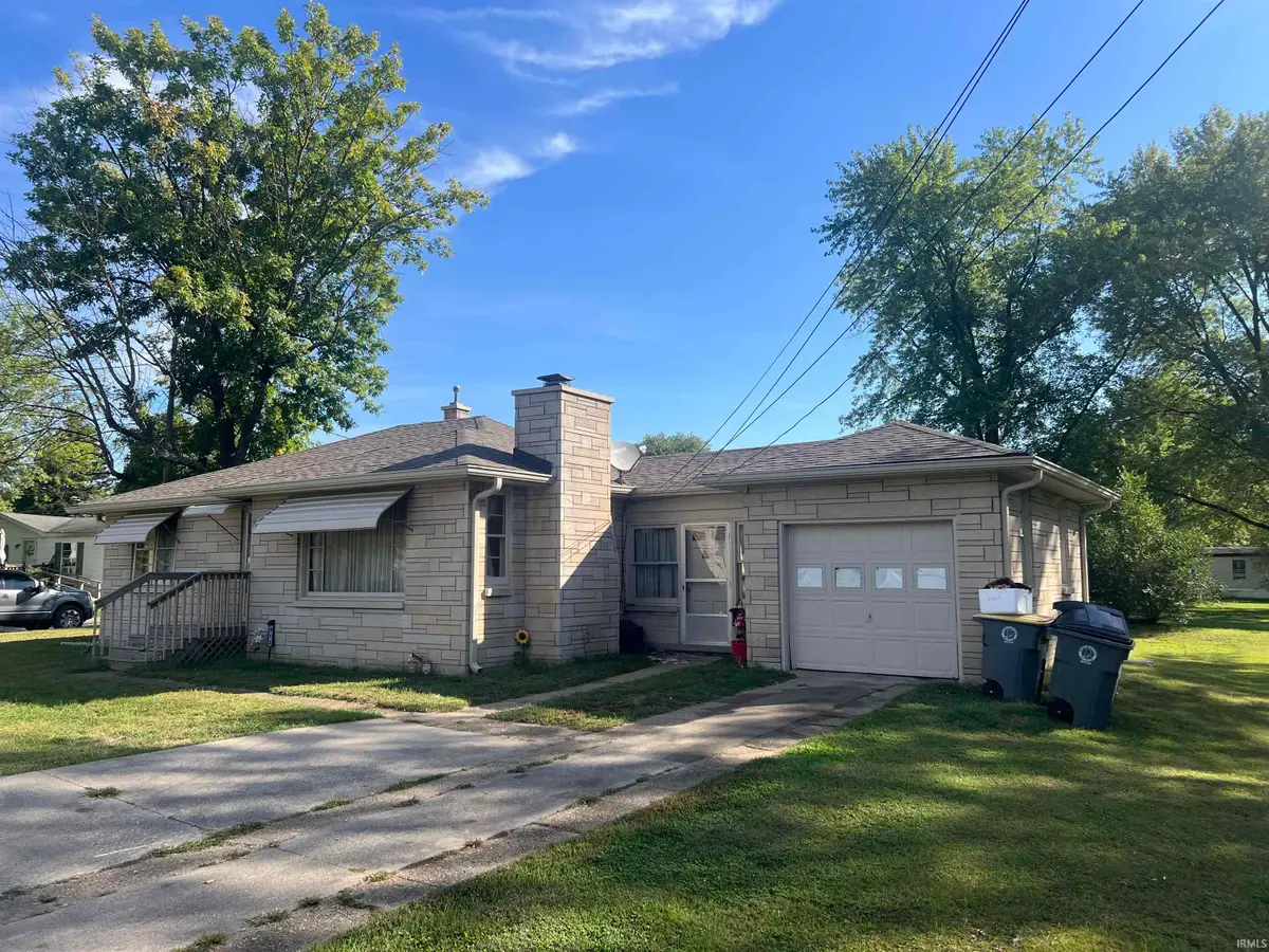 813 S O'brien Street, Seymour, IN 47274 - #1