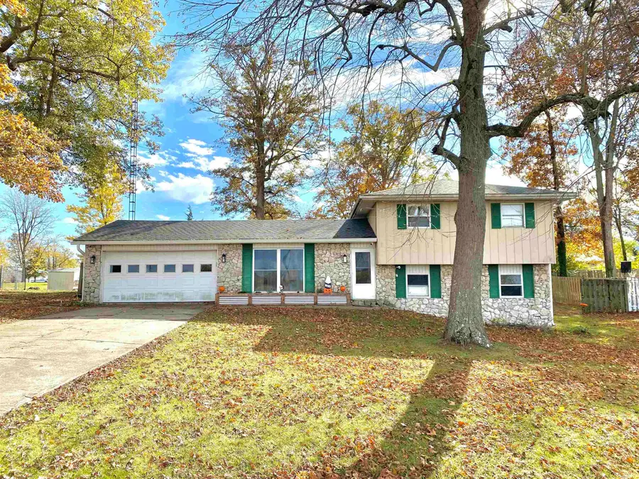 406 E Jackson Street, Farmland, IN 47340 - Image #2