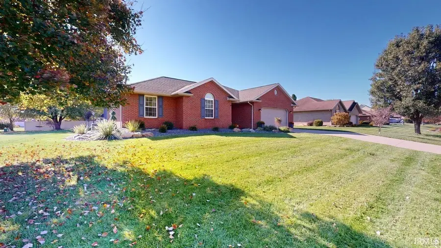 1679 Sugar Pine Drive, Jasper, IN 47546 - Image #2
