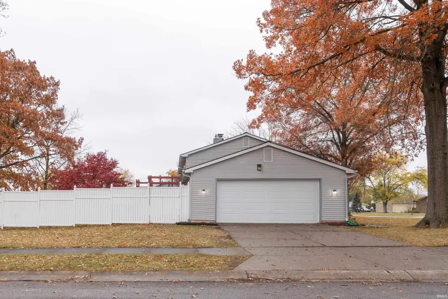 1818 Lindenwood Avenue, Fort Wayne, IN 46808 - Image #2