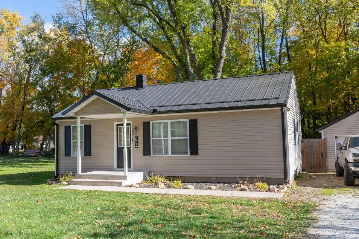 654 S Apple Road, Osceola, IN 46561 - #1