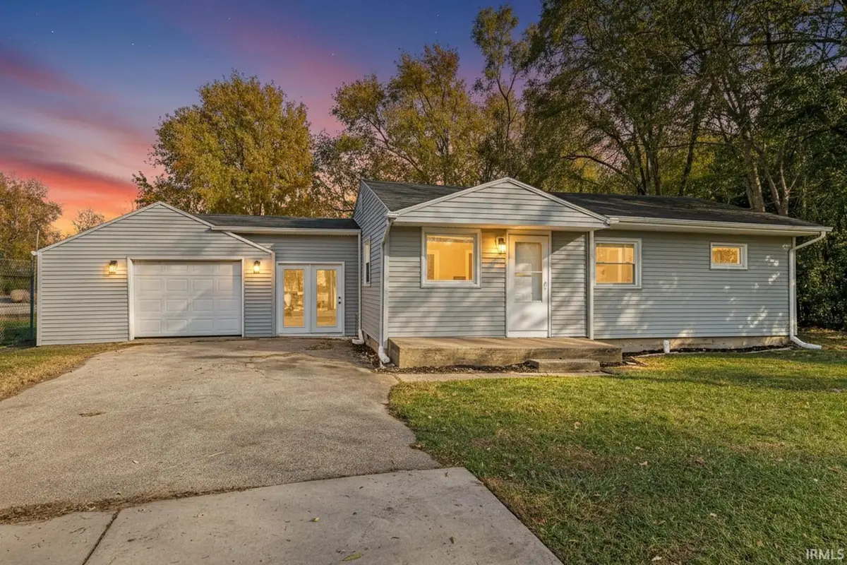 928 S Byrkit Street, Mishawaka, IN 46544 - #1