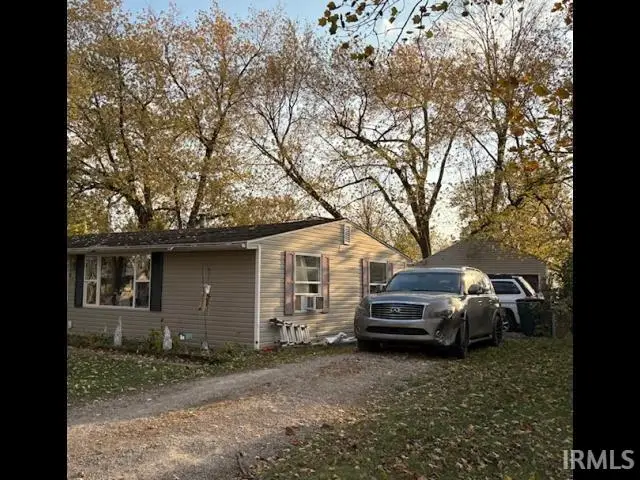 809 E Dunn Avenue, Muncie, IN 47303 - #2